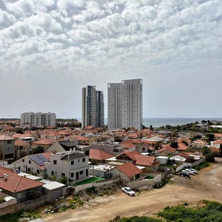Sea& Sun Hadera Exterior foto