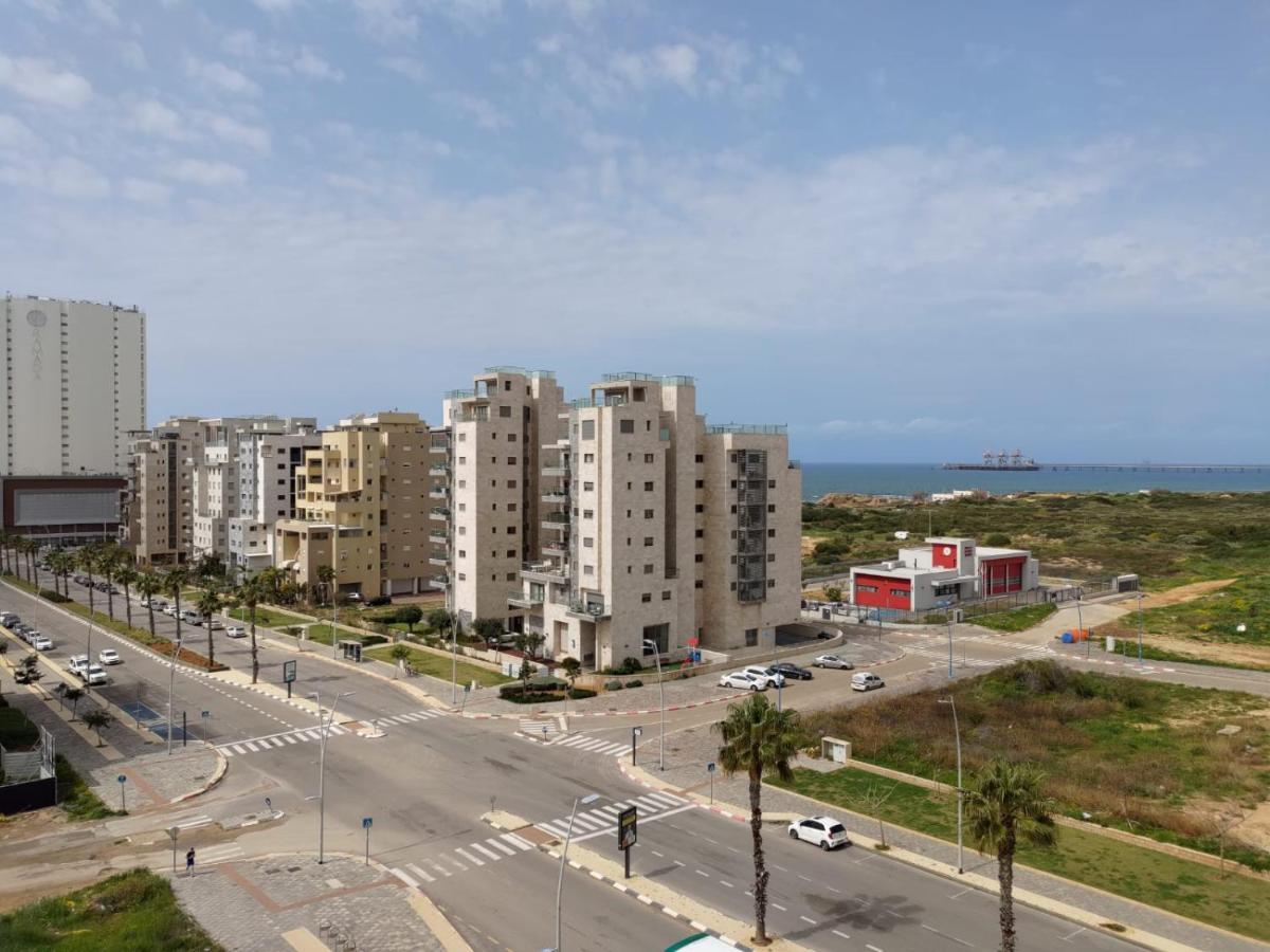 Sea& Sun Hadera Exterior foto